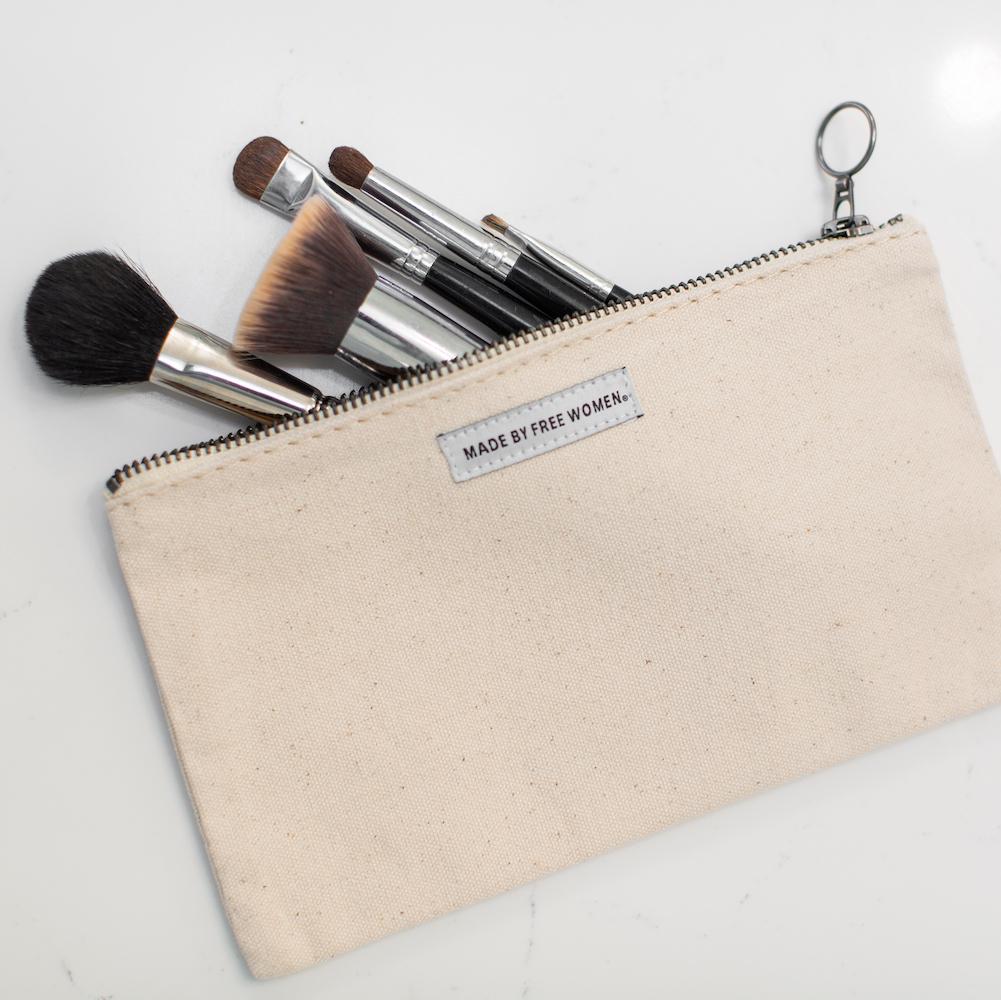 POUCH NATURAL Cosmetic Bags Made Free 