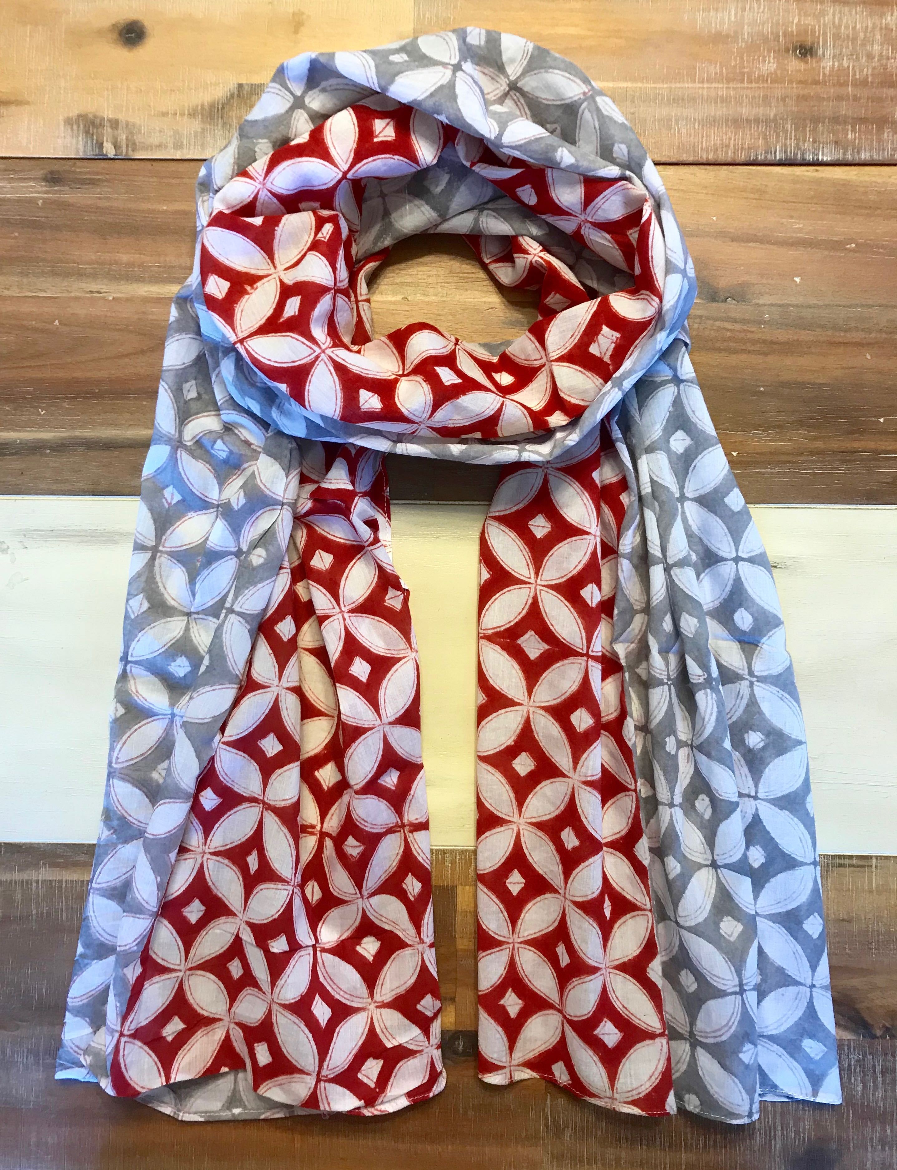 Red &amp; Grey Diamond Scarf Scarf Passion Lilie 