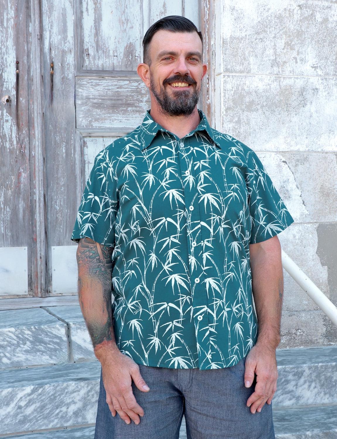Island Escape Organic Cotton Men&#39;s Button Down Shirt