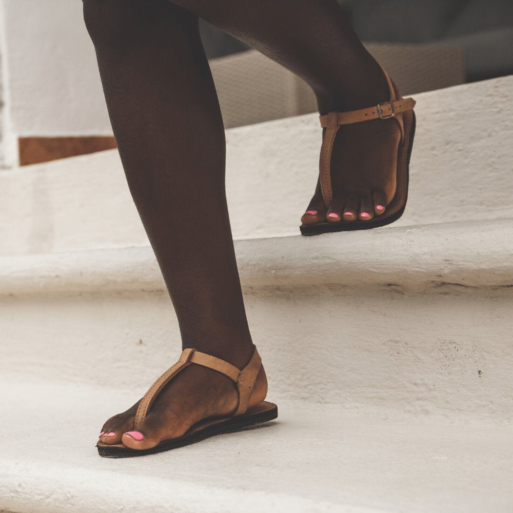 The Romana Girl&#39;s Leather Sandal kids sandals Brave Soles 